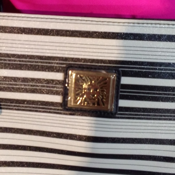 Anne Klein Vintage Ebony and Ivory Two-Handle § - Picture 12 of 13